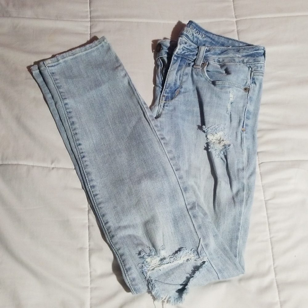 AE Light Wash Skinny Stretch Ripped Jeans